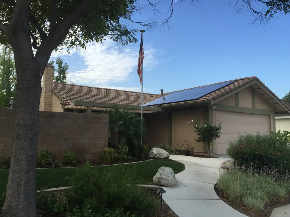 Slide of T & G Roofing and Solar Company