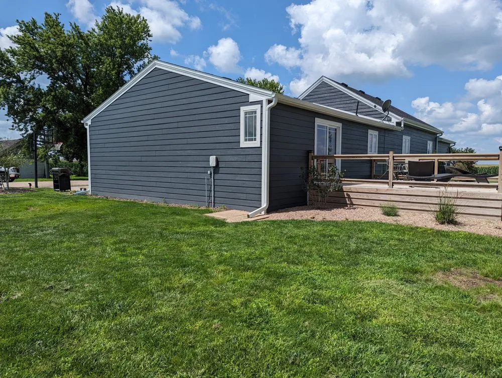 Slide of T & J Xteriors