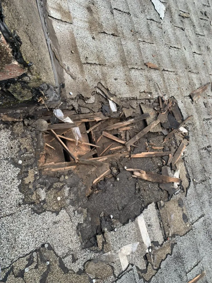 Slide of T & R Construction