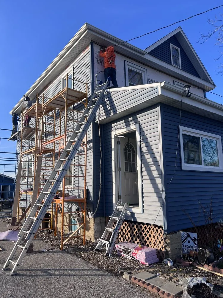 Slide of T & R Construction