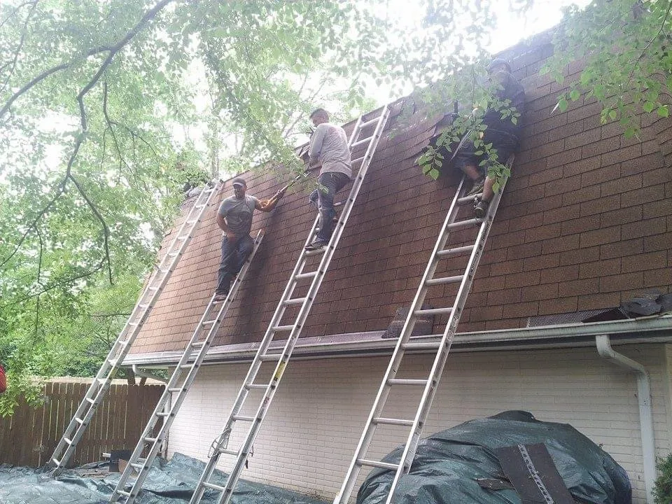 Slide of T & R Construction