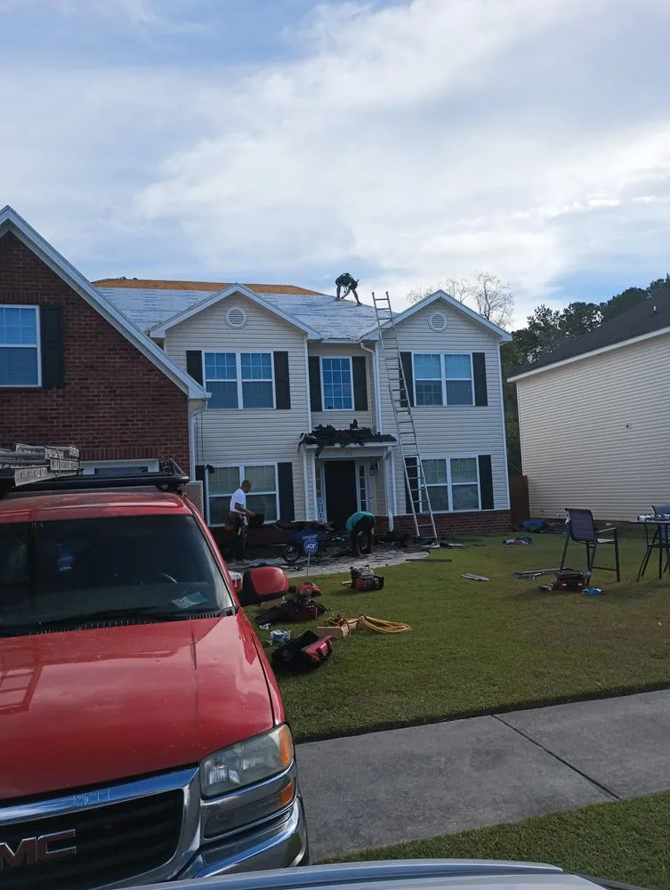 Slide of T & R Roofing