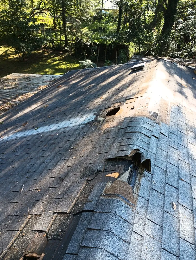 Slide of T & R Roofing