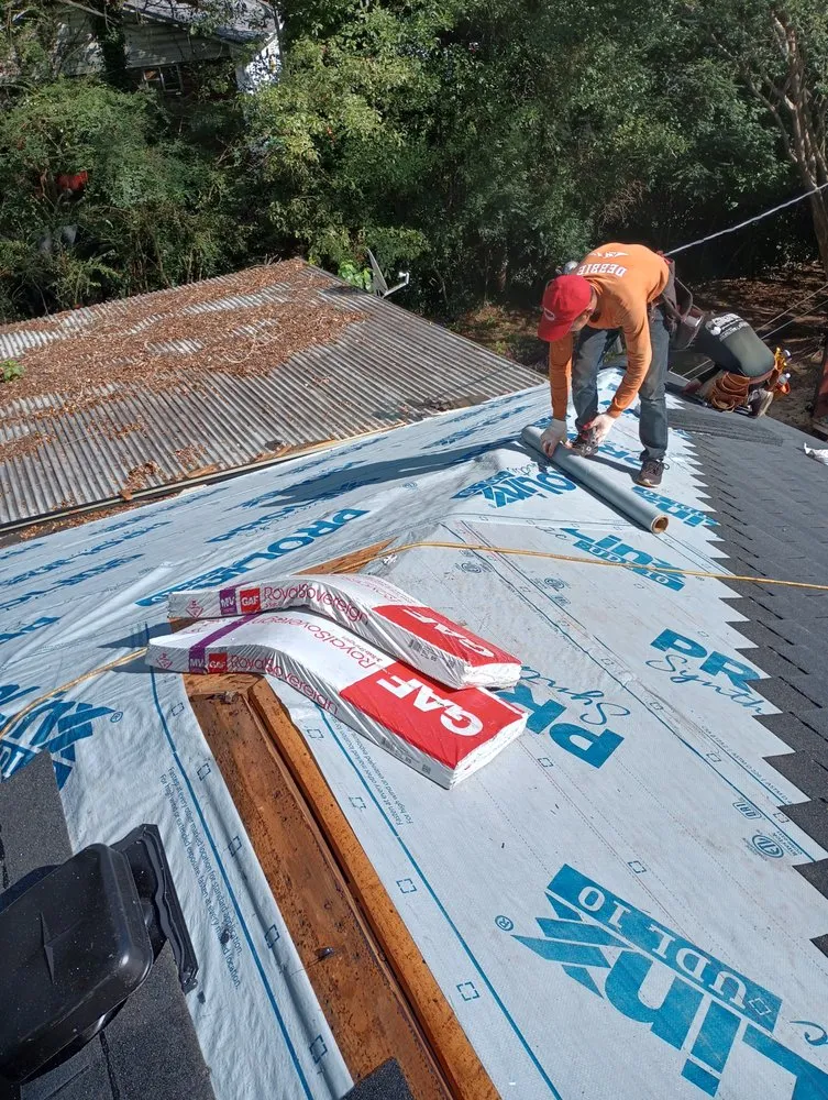 Slide of T & R Roofing