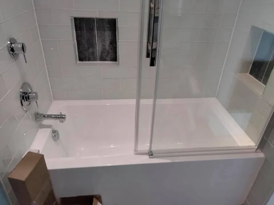 Slide of T & T BUILDERS