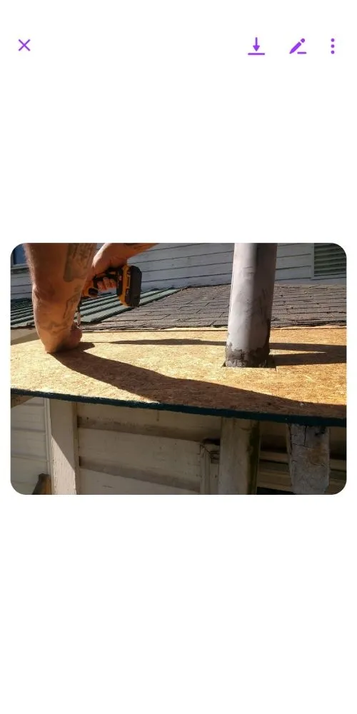 Emergency residential roofing service experts serving Ararat, VA - T & T Installions