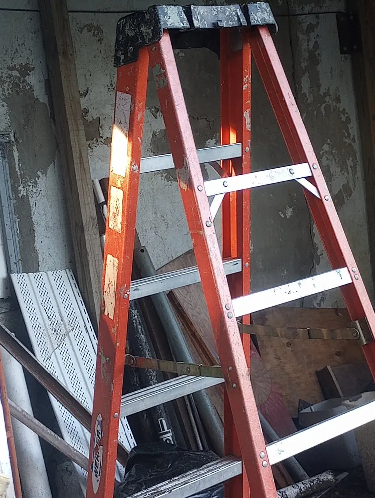 Slide of T And B Home Repair