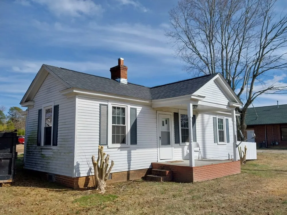 Reliable residential roofing service in Pelham, NC - T and T home remodeling services and roofing