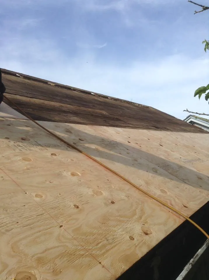 Slide of T And T Roofing