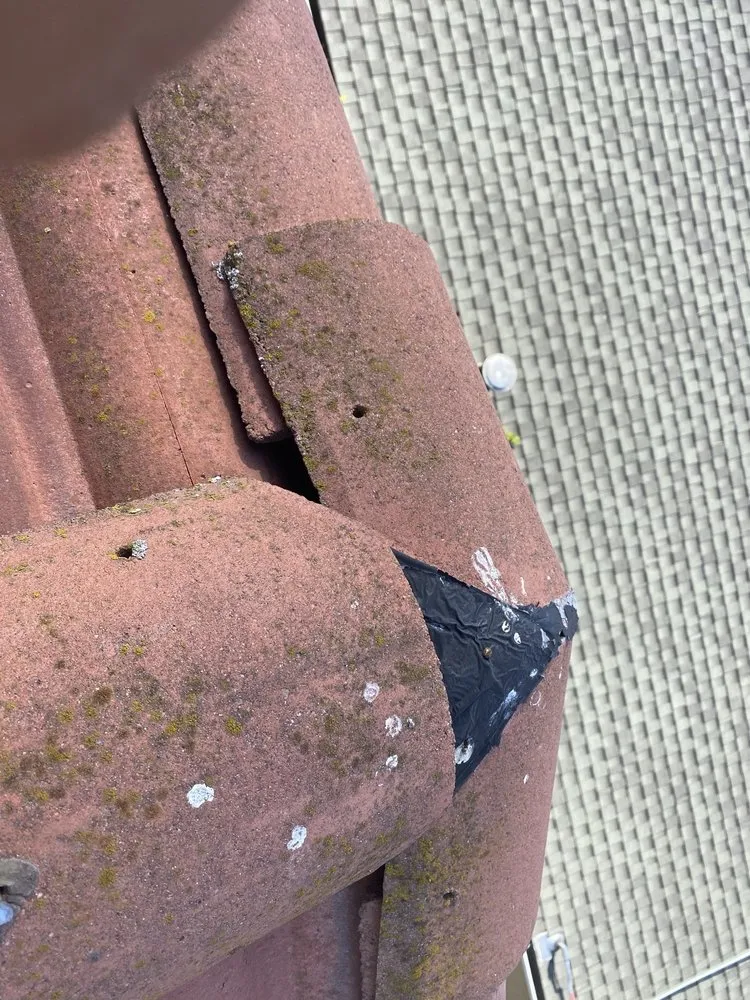 Slide of T D Roofing