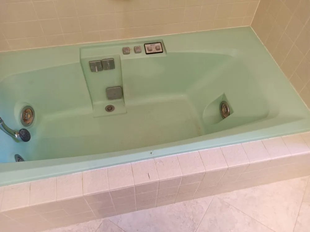 Slide of T Square Contracting