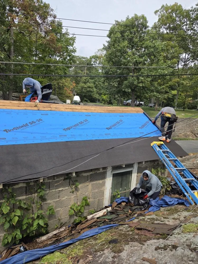 Slide of T T Construction