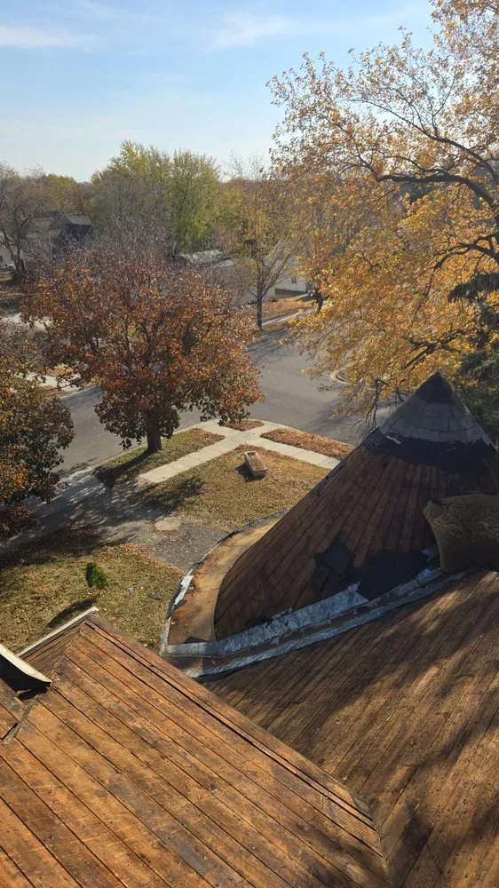 Reliable shingle roofing service in St Paul, MN - T&A Roofing