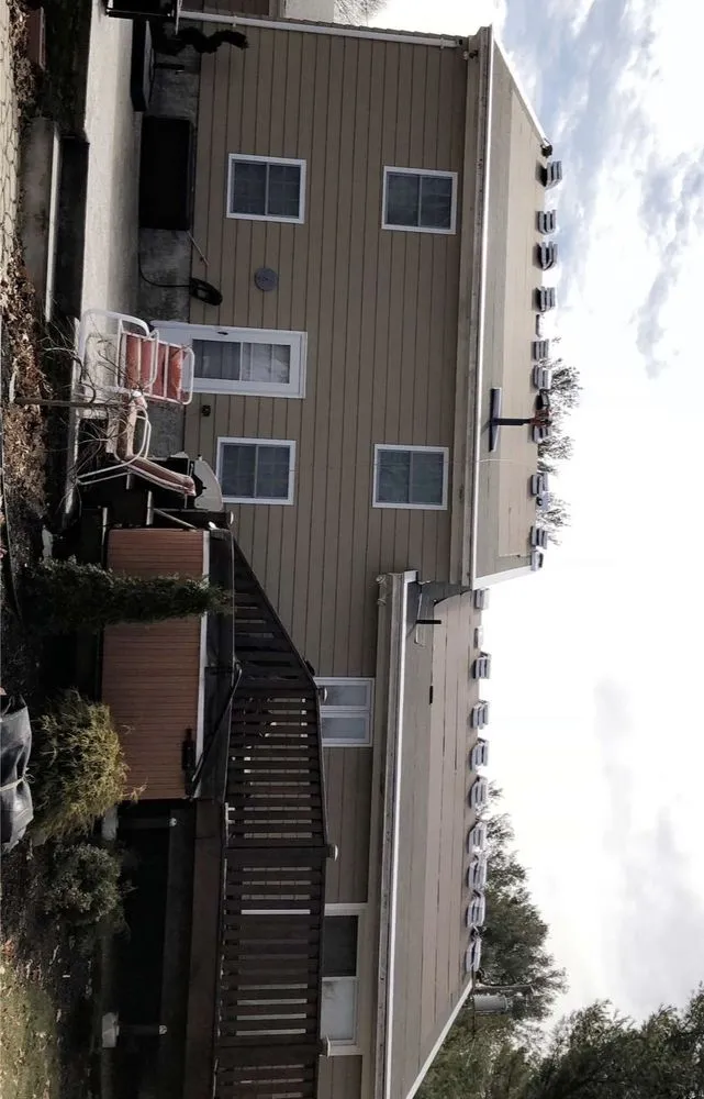 Slide of Tacuri Home Renovation