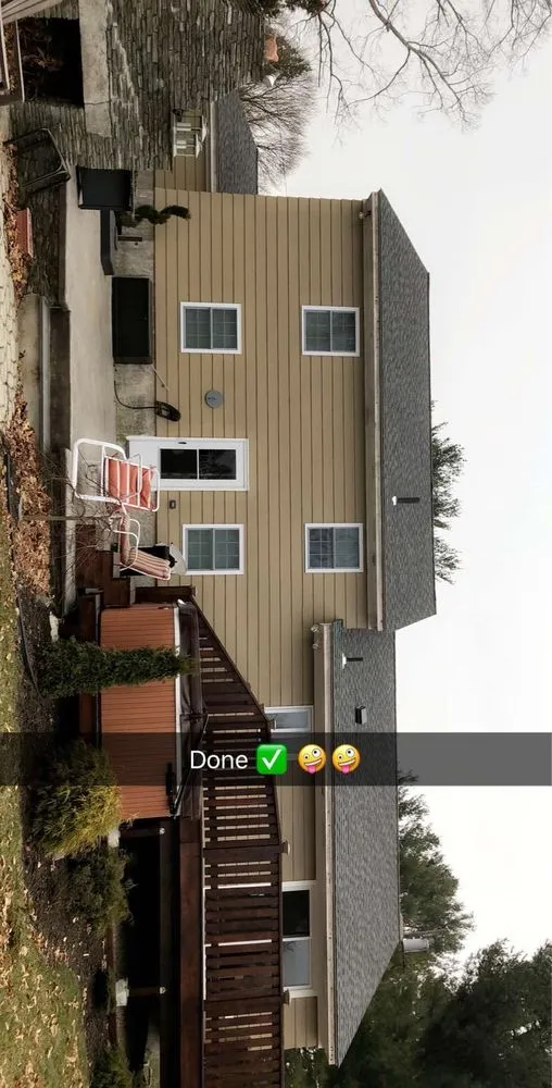 Slide of Tacuri Home Renovation