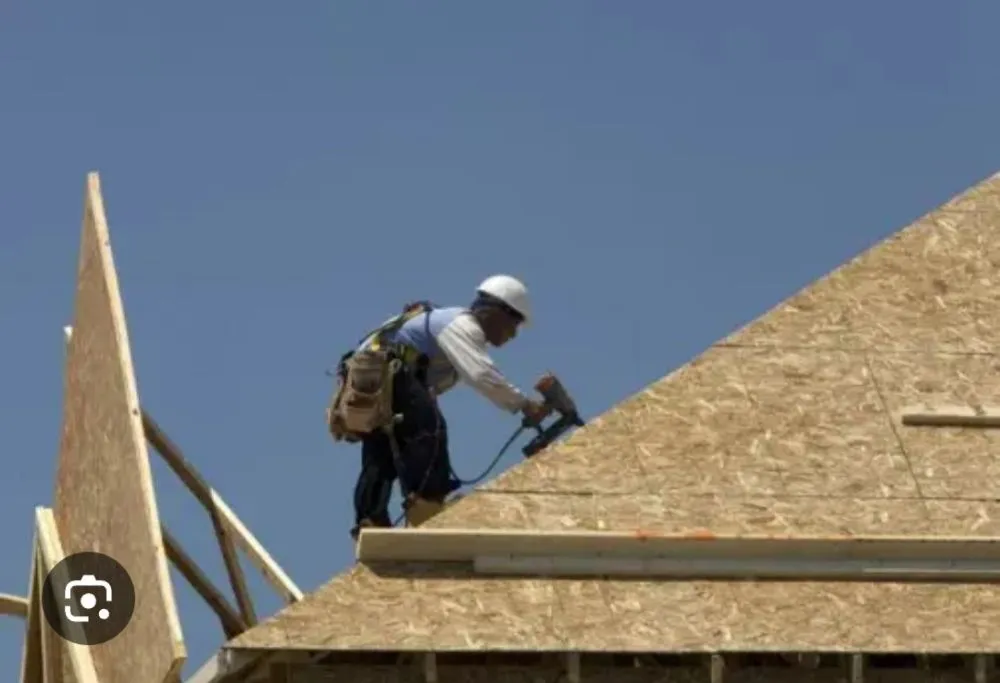 Slide of Tae's General Roofing & Contracting