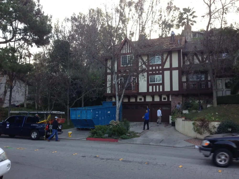 Slide of Taf Roofing