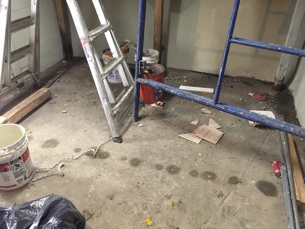 Slide of Tahir Construction & Roofing