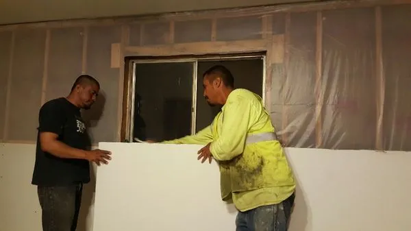 Talamantes Handyman Service Logo