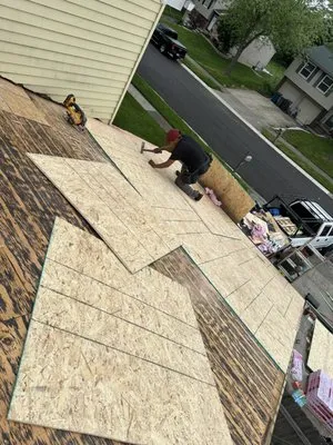 Tangeman Roofing Logo