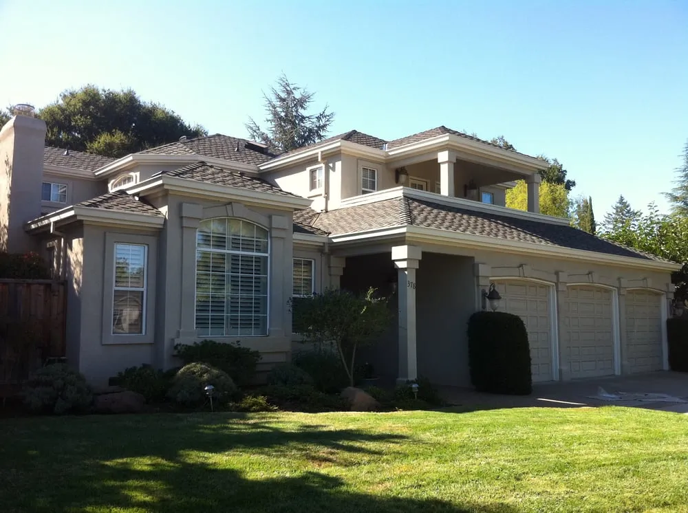 Slide of Tapia Roofing