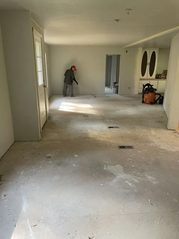 Slide of Tapias General Construction