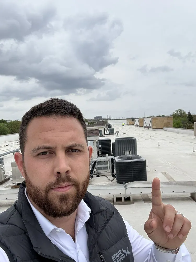 Slide of Tarrytown Roofing