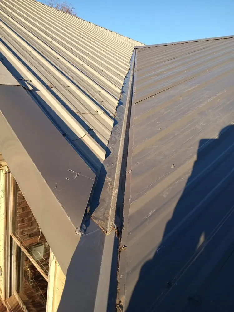 Slide of Tato's Roofing and Construction