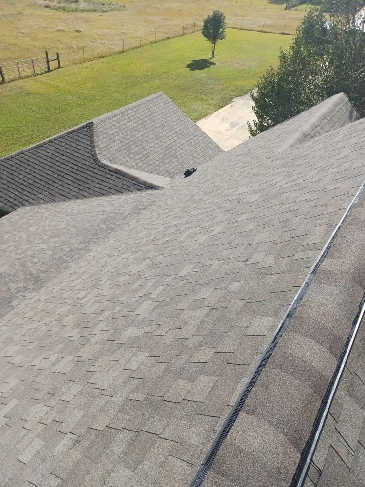 Slide of Taverloza Remodeling & Roofing