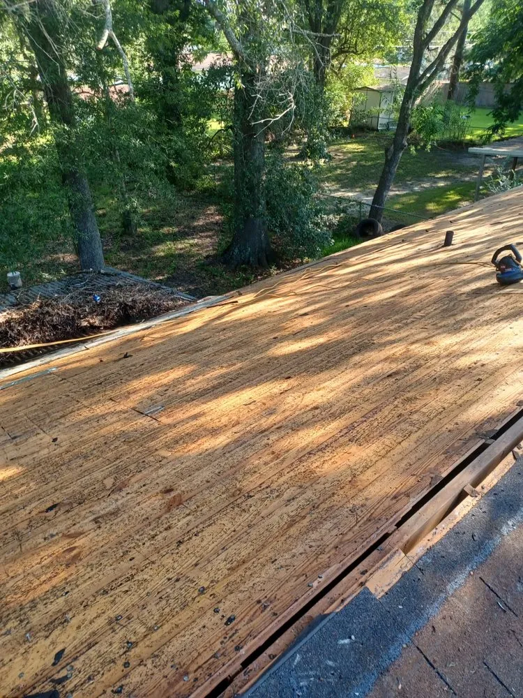 Slide of Taverloza Remodeling & Roofing