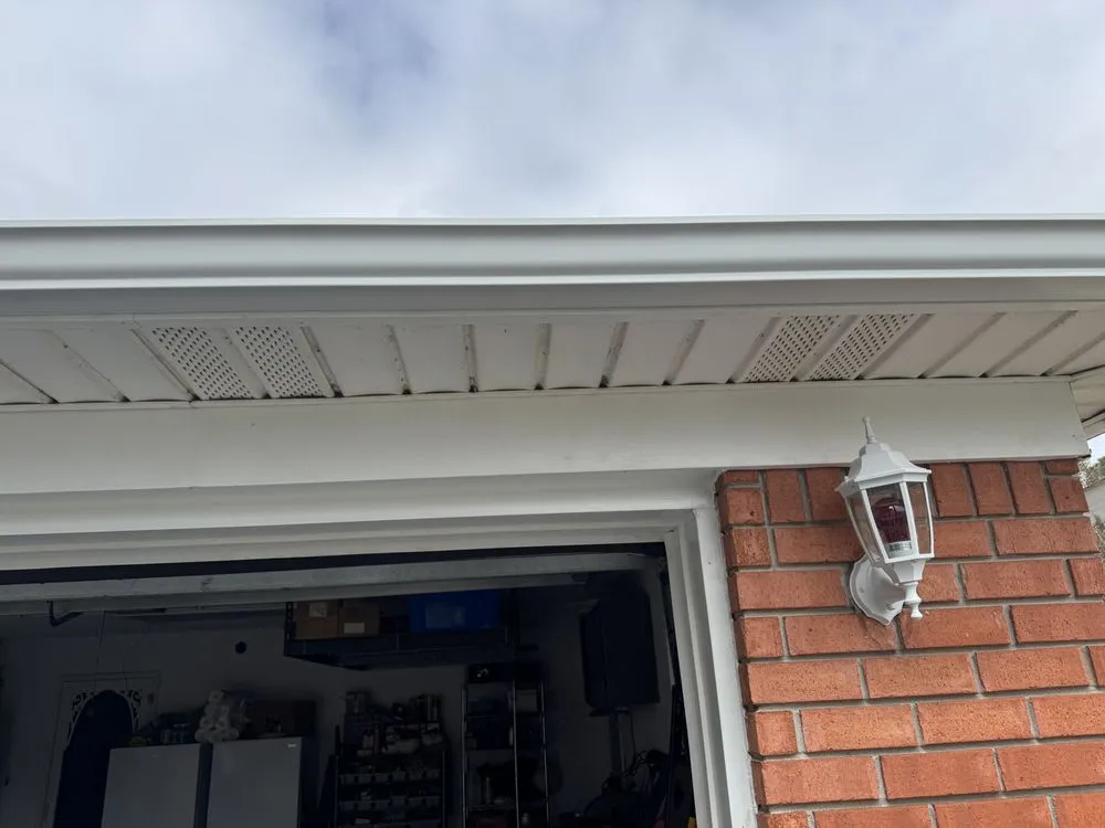 Local roof repair in Jay, FL - Taylor & Famlies Home repairs