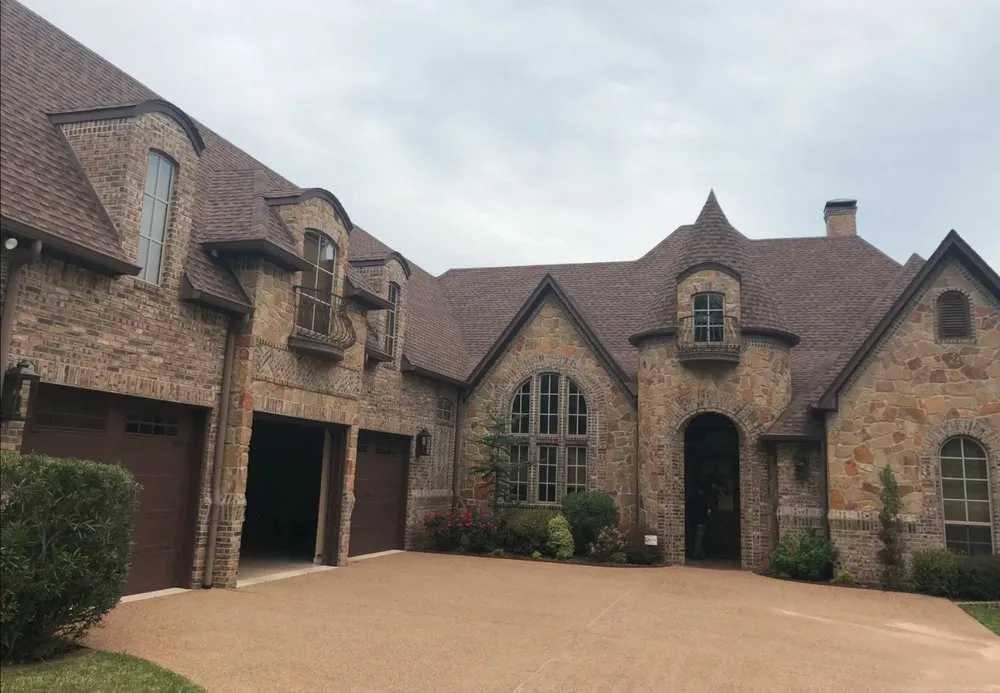 Slide of Taylor Made Roofing & Construction