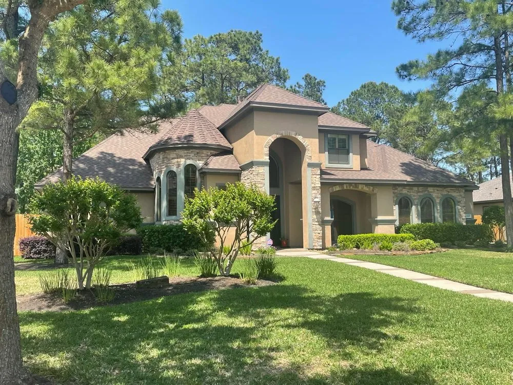 Slide of Taylor Roofing Traditions