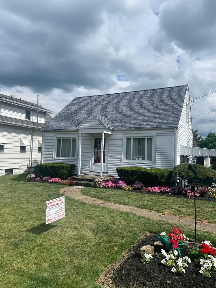 Slide of TaylorMade Solutions