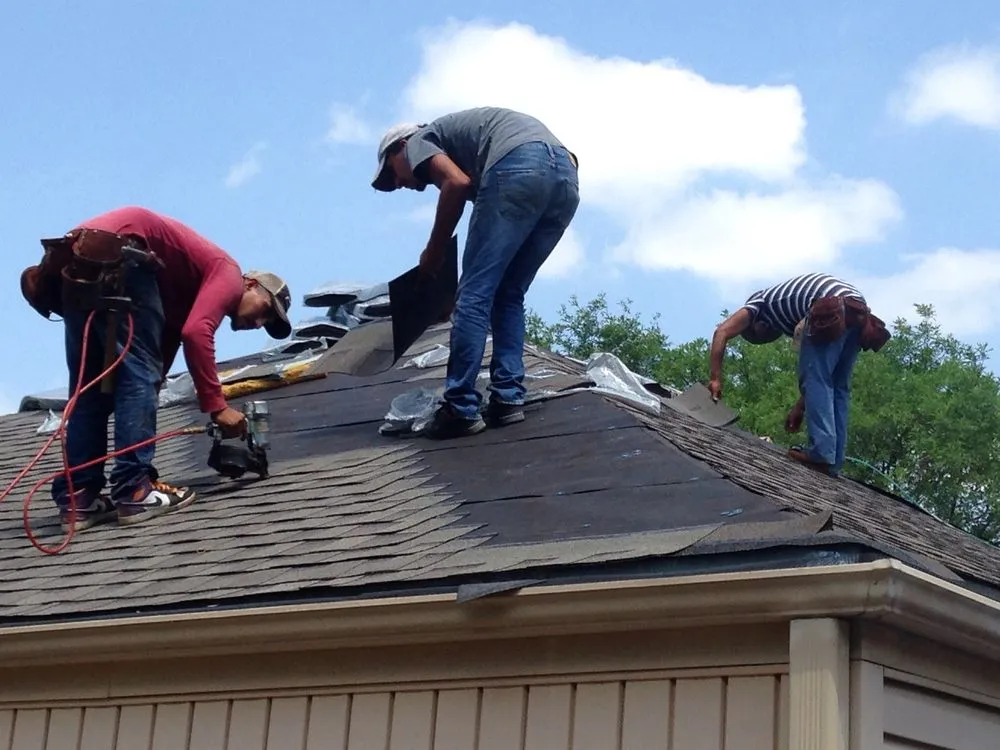 Slide of TCR - Thomas Contracting & Roofing