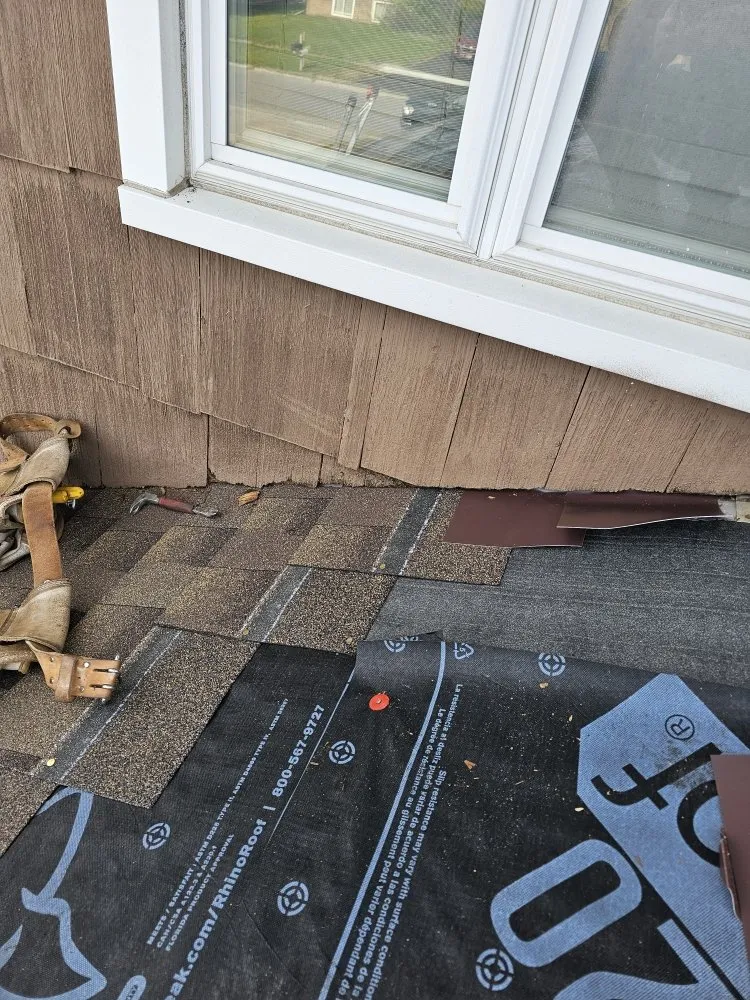 Slide of TDR Roofing & Construction