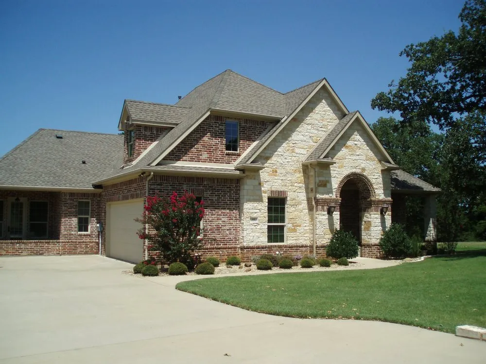 Professional roof inspection near you in Gordonville, TX by Team Texas Construction