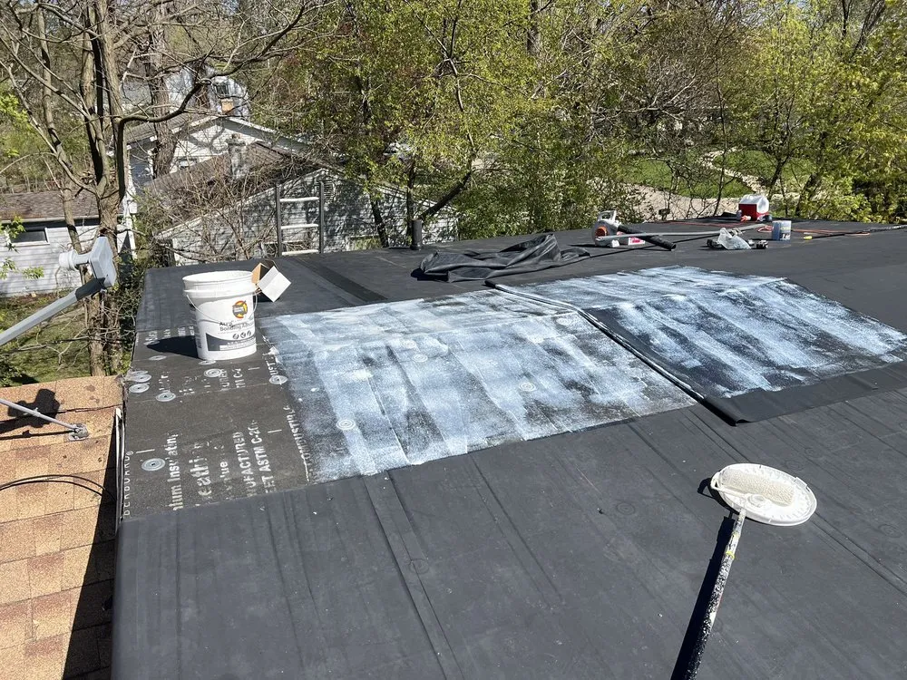 Slide of Techos Contracting