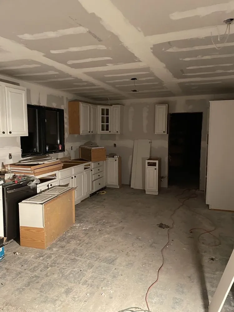 Slide of Techos Contracting