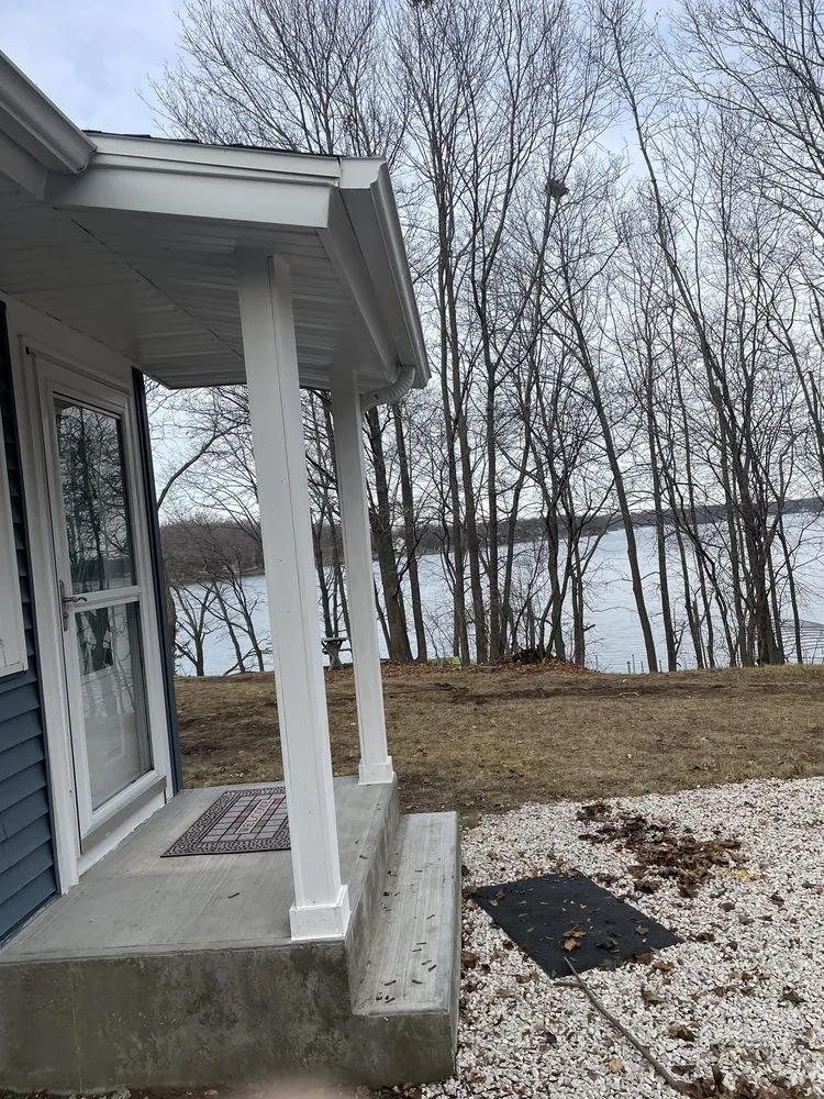 Slide of Techos Contracting