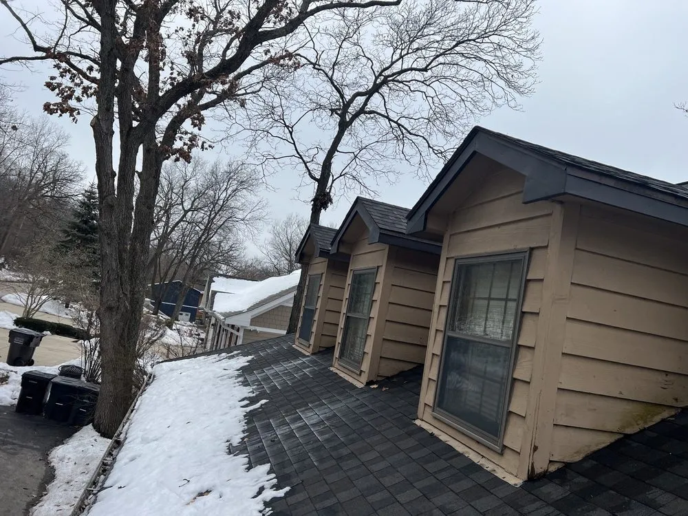 Slide of Techos Contracting