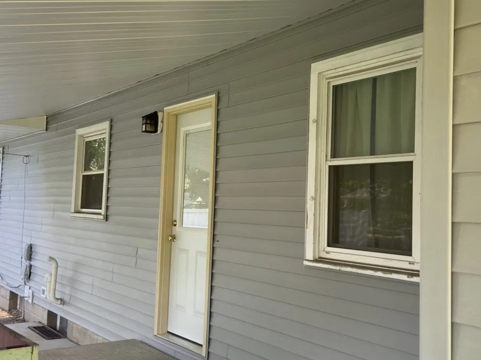 Slide of Techos Exteriors Roofing & Siding