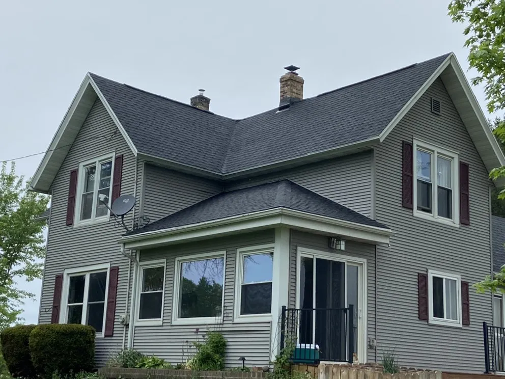 Slide of Techos Exteriors Roofing & Siding