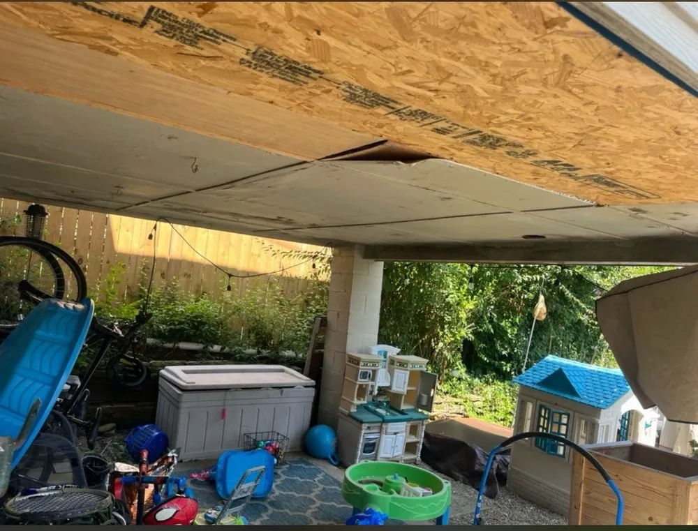 Slide of Tectum Quality Roofing