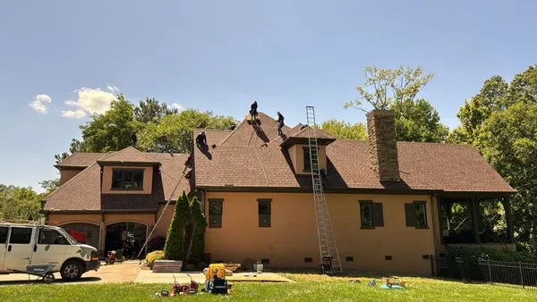 Tectum Roofing & Construction Logo