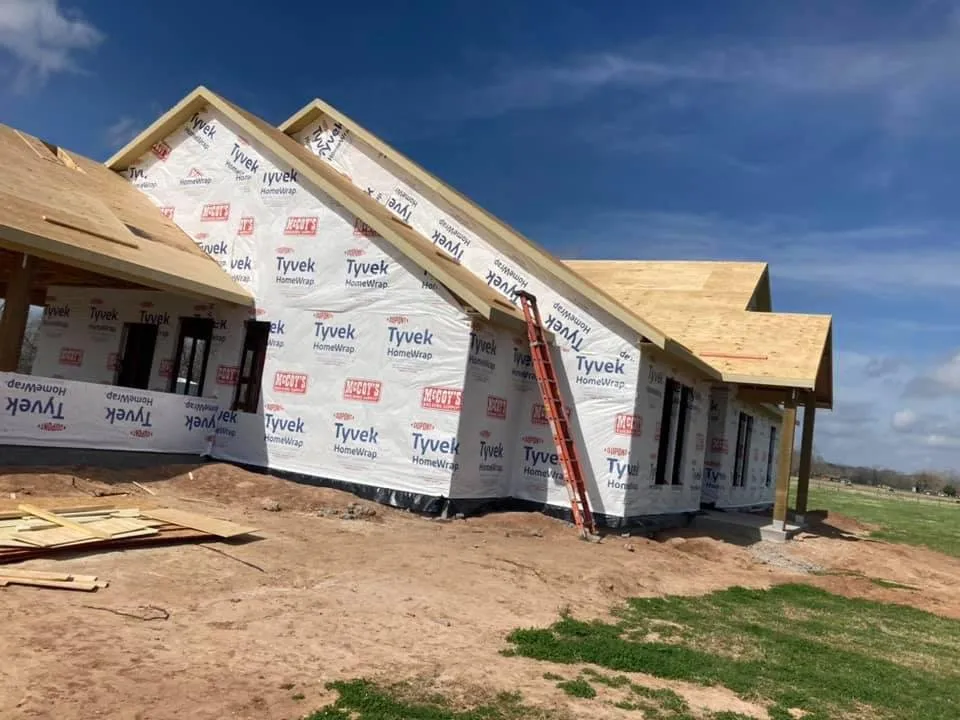 Slide of Tejas Paving and More Construction