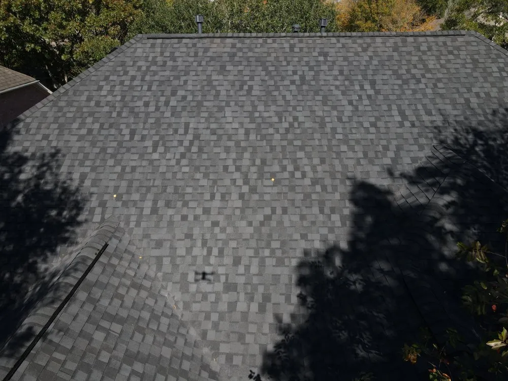 Slide of Tejas Roofing & Construction