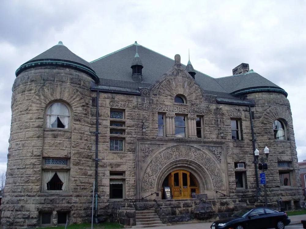 Slide of Tek Roofing Company