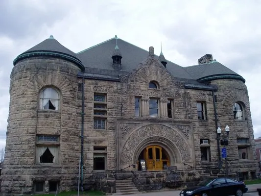 Tek Roofing Company Logo