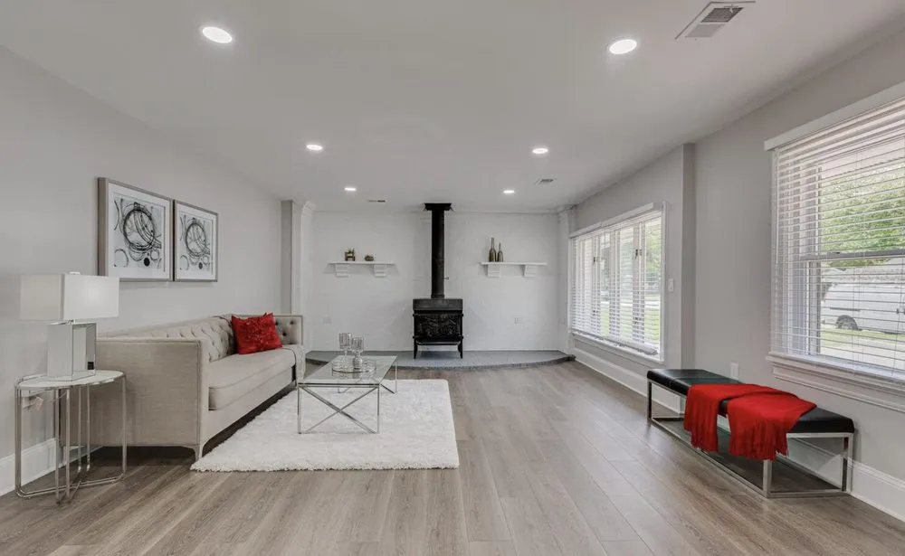 Slide of Tekton Builders and Restoration